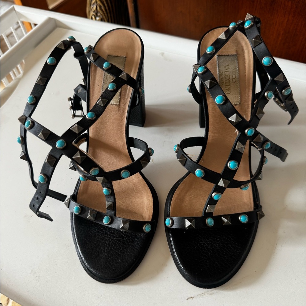 Valentino rockstud Black Heels with Turquoise Studs